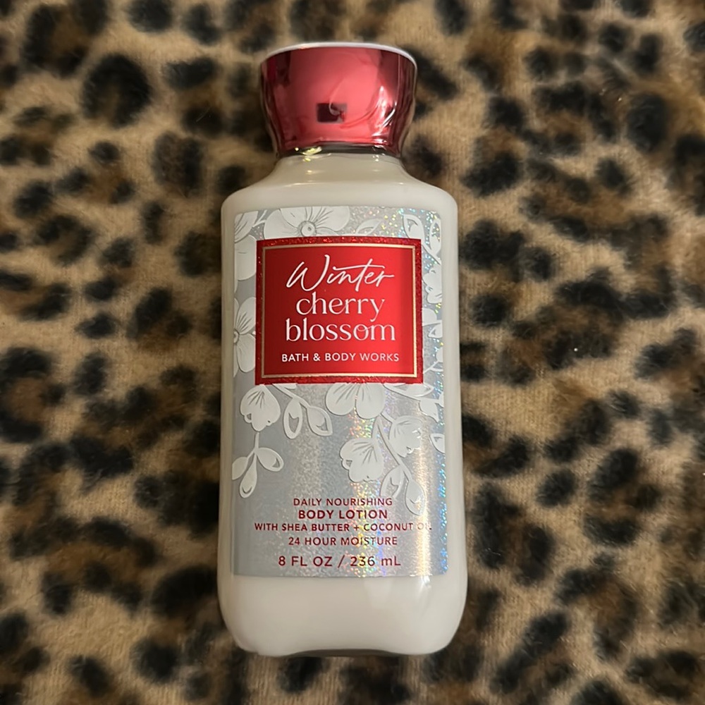 Bath & Body Works Winter Cherry Blossom Body Lotion